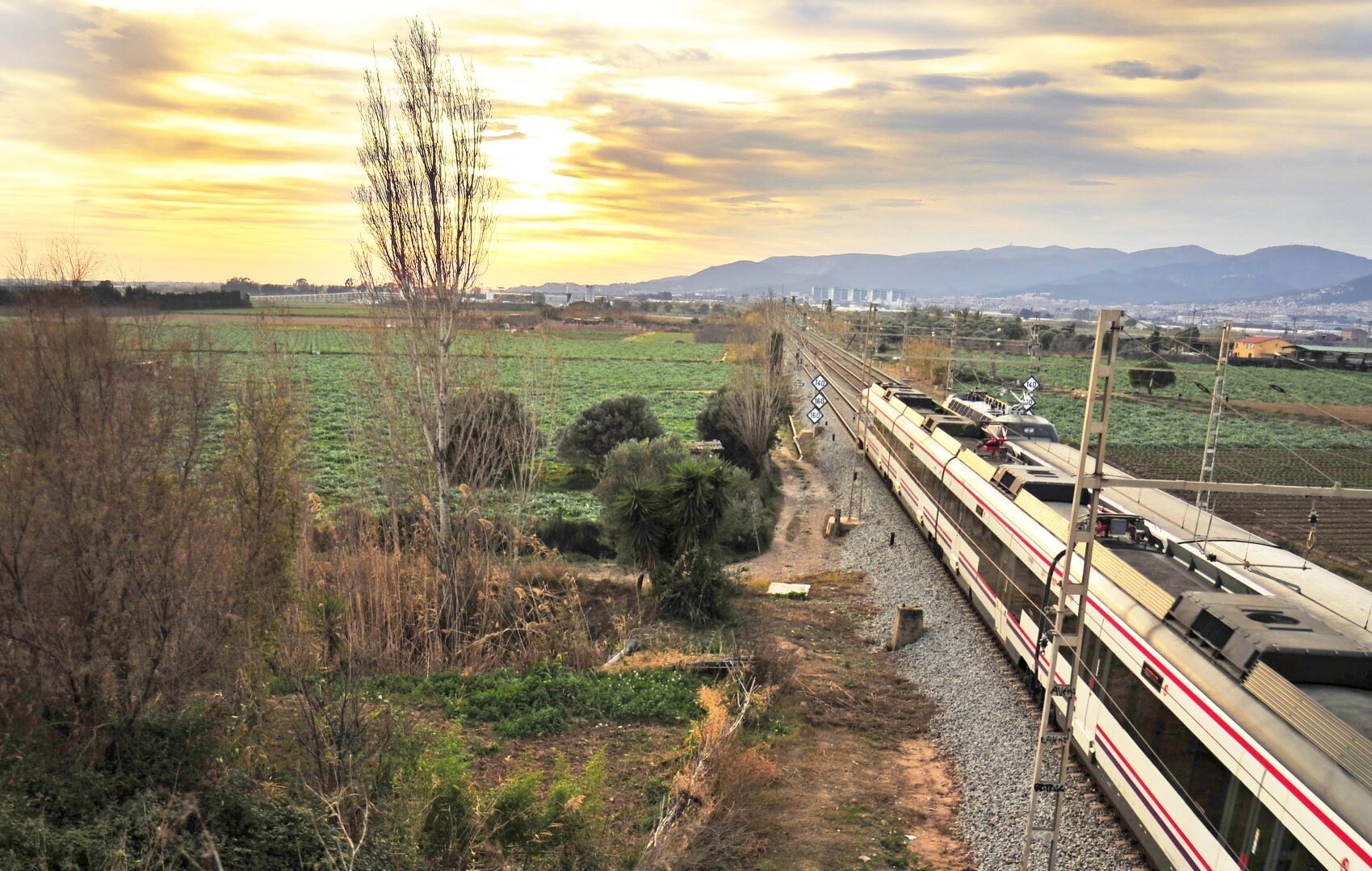parc agrari i tren de rodalies