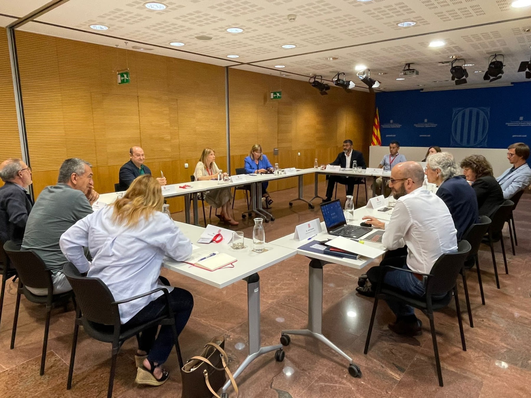 reunió entre els ajuntament de Viladecans, Gavà i Sant Boi amb la consellera Jordà. Foto: Ajuntament de Gavà