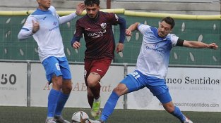 Adri Rivas salva un punto para El Prat ante el Huesca