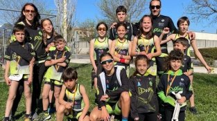 Massiva representació del Triplay Prat al CNC de Duatló celebrat a Girona