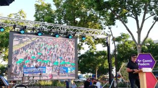Mijoler es presenta com a candidat ensenyant múscul