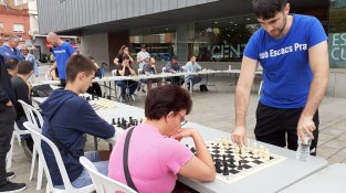 Partides simultànies d'escacs