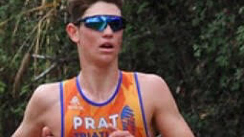 Jan Gallardo medalla de plata al CNC de Triatló