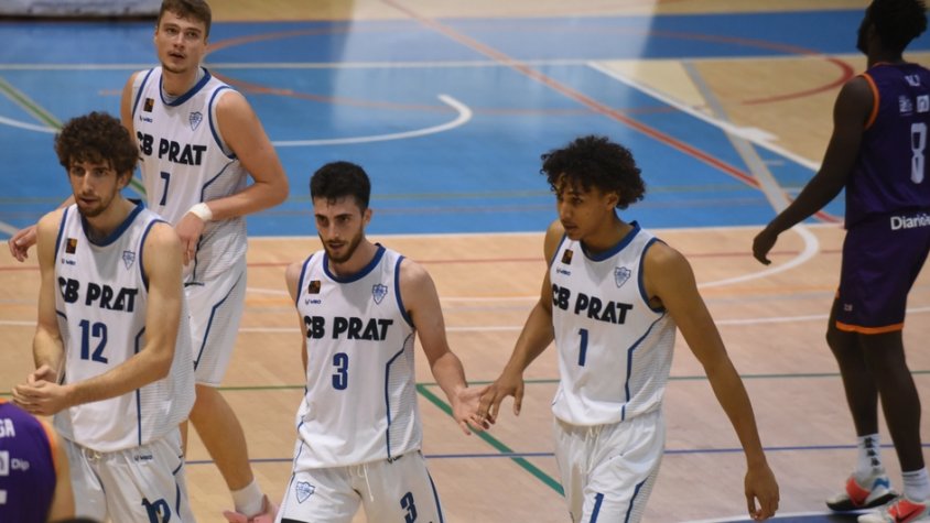 El CB Prat en caiguda lliure