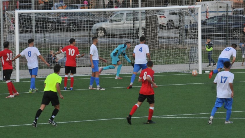 Per 2-1 va guanyar l'Atlètic Prat Delta a l'AE Prat al derbi de Segona Catalana