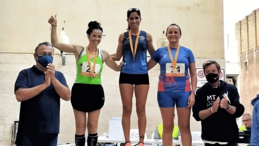 Sonia Giménez al primer lloc del podi