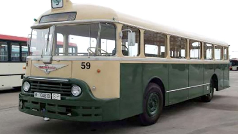 Autobús model Dodge Brothers 240, de la col·lecció de busos clàssics de la Fundació TMB