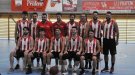 El Bàsquet Pratenc no aprofita l'avantatge i cau davant el seu màxim rival
