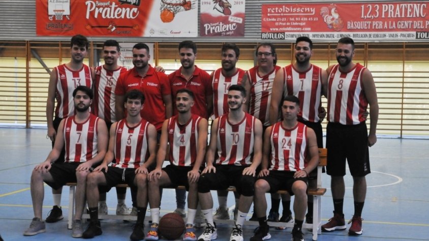 El sènior masculí del Bàsquet Pratenc haurà d'esperar una derrota del Llefià per pujar