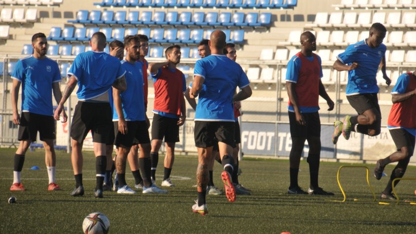 La AE Prat se ejercita la pretemporada en el Sagnier