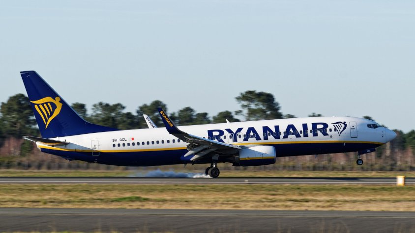 Avió de Ryanair enlairant-se