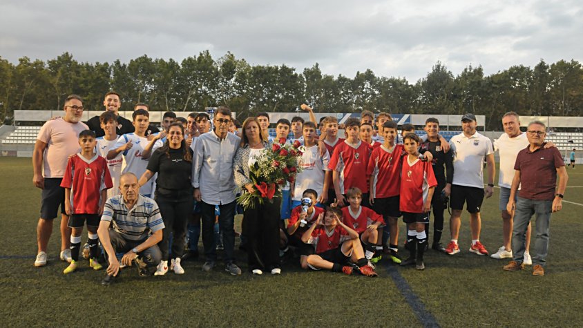 L'AE Prat rendeix homenatge a José Duran i Rodolfo Mijoler