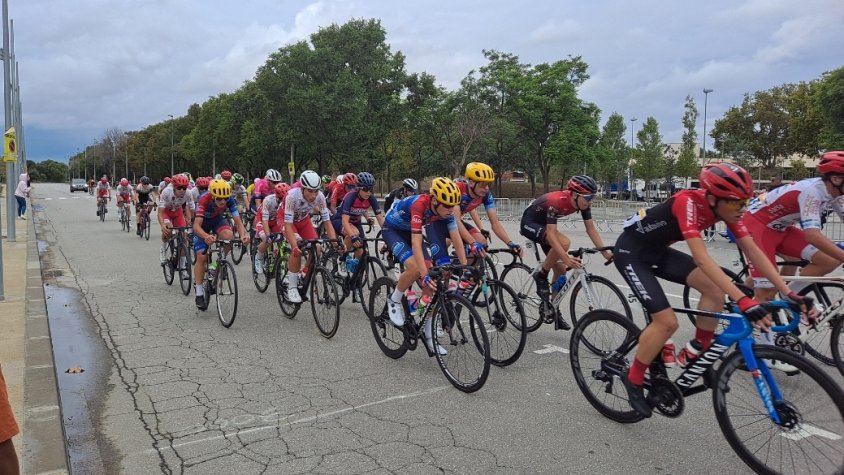El Gran Premi Ciutat del Prat de ciclisme ha comptat amb la participació de les categories; junior masculí i elit i sots 23 femení