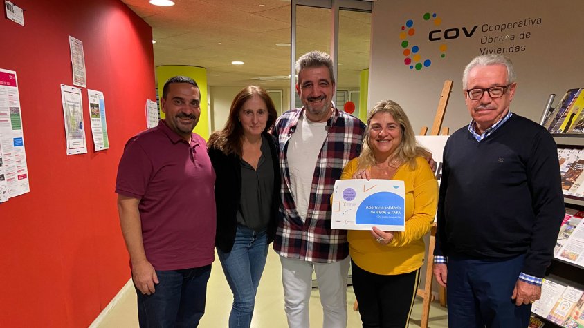 D'esquerra a dreta: Xavi Elias, Dolors Camats, Juan Luis Cruz, Mercè Rull i Antoni Pedrero.