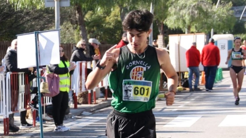 El marxador del Cornellà Àt. ha guanyat en categoria absoluta i sub 23 al circuit urbà del Vendrell