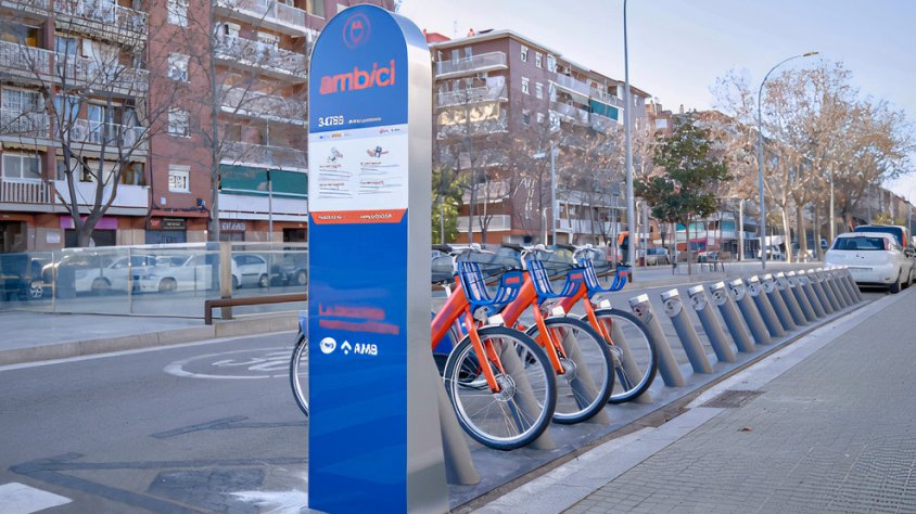 Nova estació de l'AMBici al costat de la parada del metro de Les Moreres