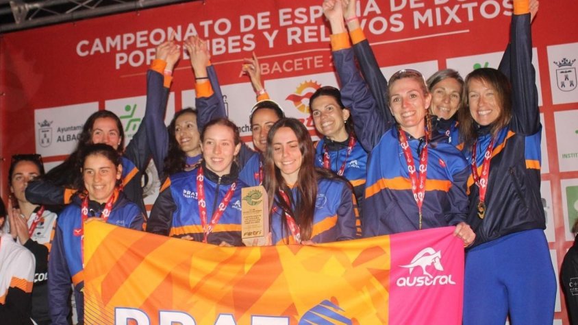 El conjunt femení del Prat Triatló, campions d'Espanya de clubs de duatló de segona divisió