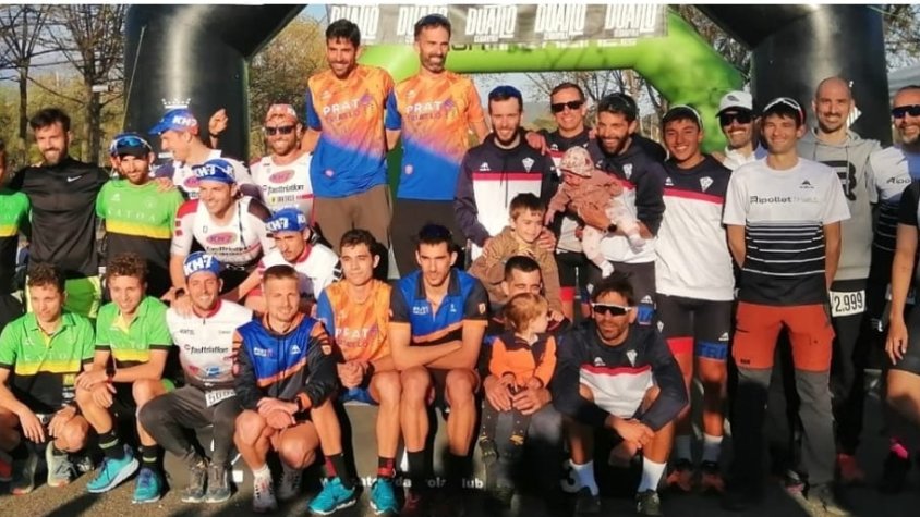 L'equip masculí del Prat Triatló 1994, campions a Cerdanyola, van confirmar la seva victòria de la la Lliga Catalana de Duatló de carretera de Divisió d'Honor