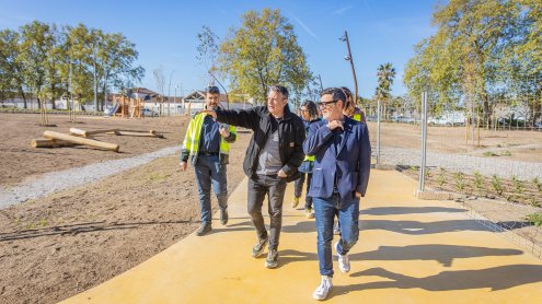 Mijoler, durant la visita d'obres al Parc de la Barceloneta, el passat 12 d'abril
