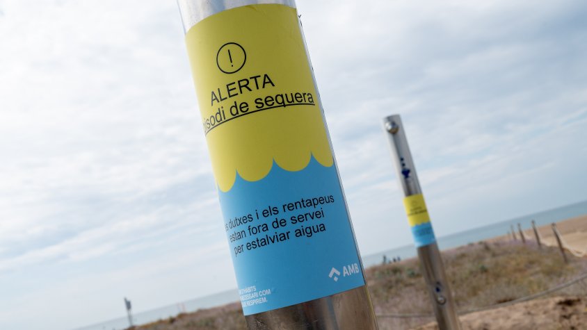 Les platges de l’àrea metropolitana no tindran dutxes ni rentapeus per la sequera