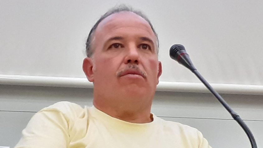 Xavier Oliva, durant la seva intervenció