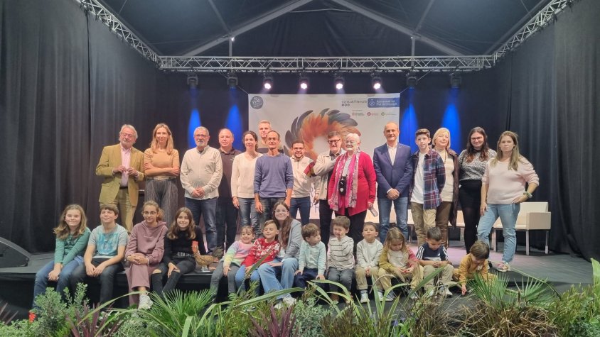 Lliurament dels premis als millors exemplars i panera, amb criadors, pagesos i el guardonat Marcel Tort