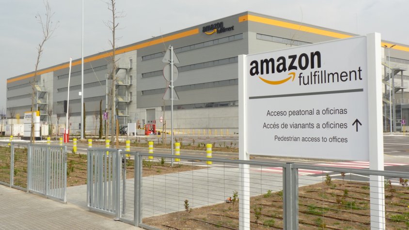Planta d'Amazon al polígon Mas Blau, al Prat