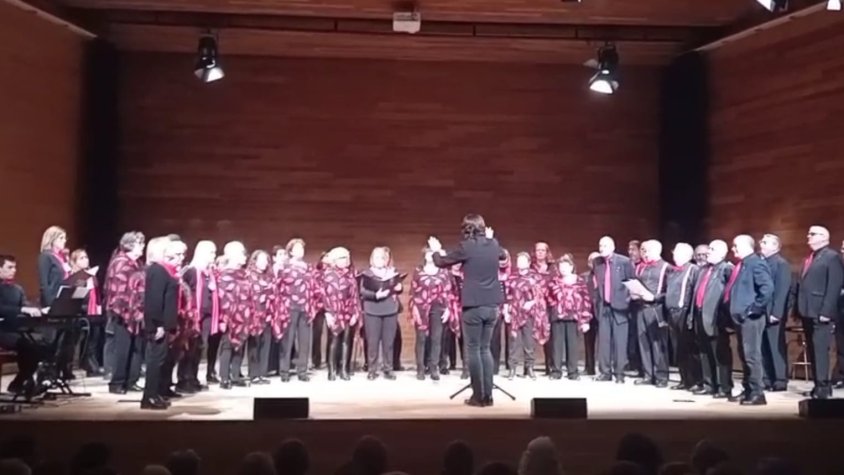 Concert de Nadal de la Coral Lo Llobregat de les Flors a l'Auditori del Cèntric