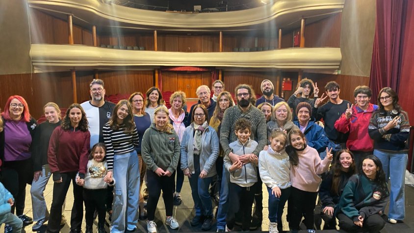 Un moment de l'assaig, en un dels dies que la companyia ho va poder fer al teatre Modern