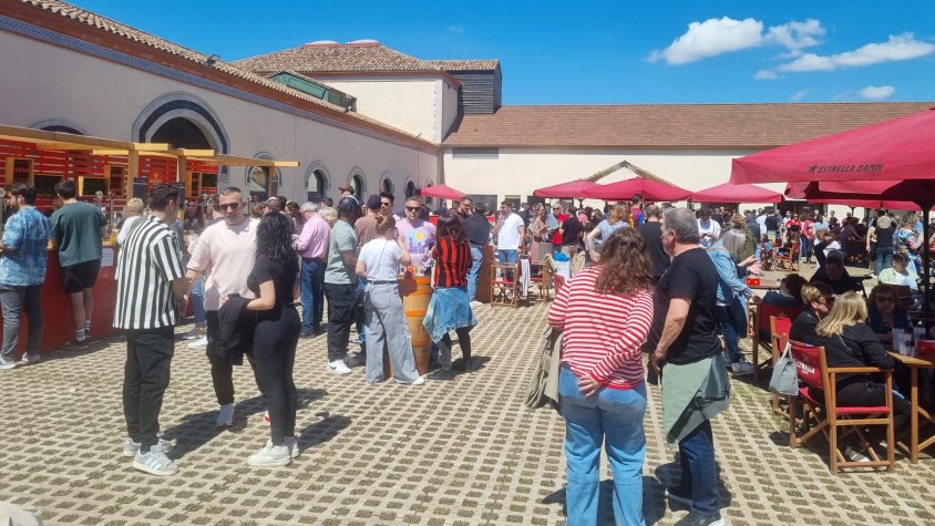 La granja La Ricarda, que només s'utilitzava durant la Fira Avícola, ha acollit la festa