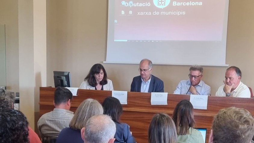 Una de les taules rodones, amb Laura Ruana, Fernando Ortega, Pedro Ruiz i Xavi Oliva, d'esquerra a dreta