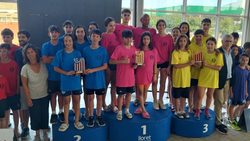 La selecció del Baix Llobregat, al centre, campió de la Final per Delegacions 2025