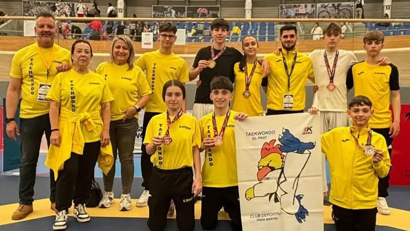 L'expedició potablava en el pavelló on es va disputar l'Open de Suïssa
