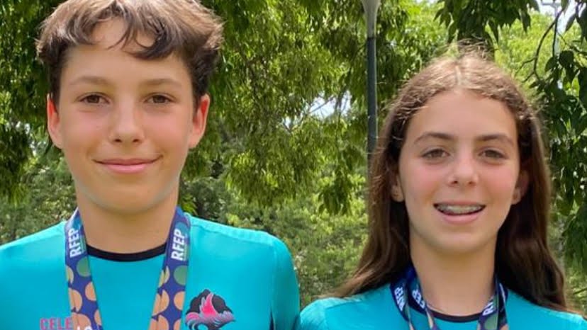 Hugo López i Leyre Fernández, medallistes al Campionat d'Espanya de circuit Patinatge de Velocitat