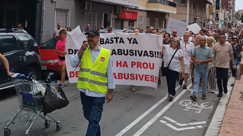 Moment del recorregut, al carrer Coronel Sanfeliu