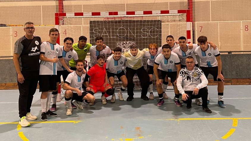 Victòria i liderat del FS Prat Advantis