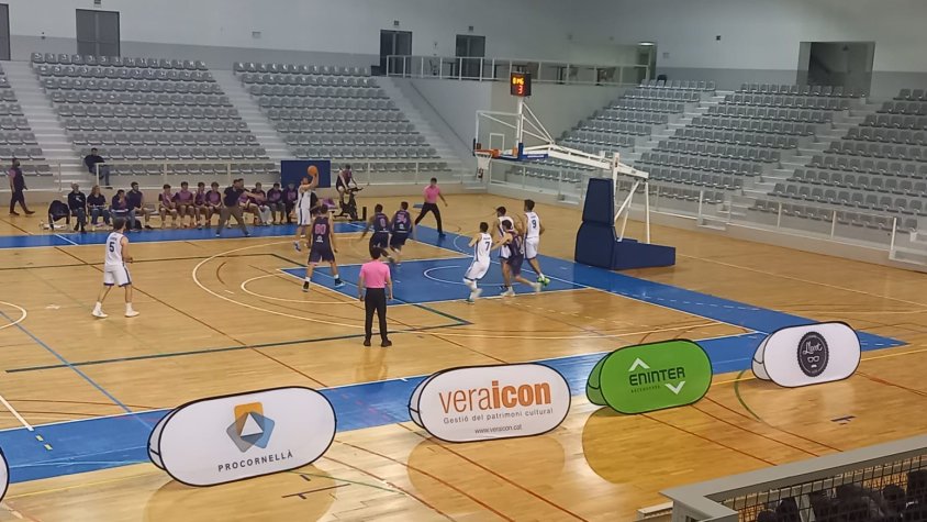 Victòria del CB Prat a Cornellà